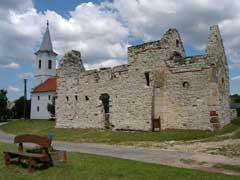 Dörgicse, templomrom Dörgicse, templomrom